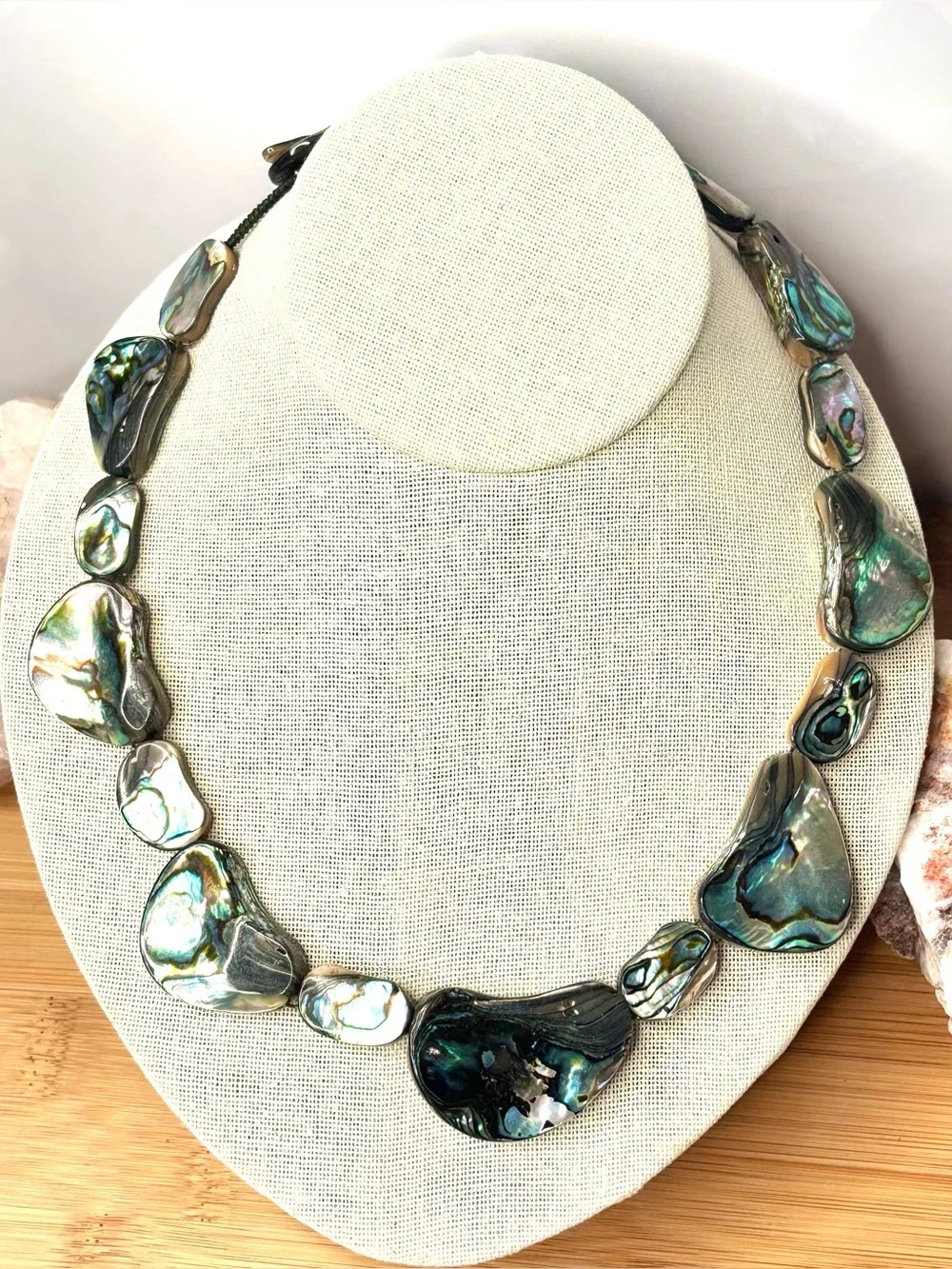 Abalone Shell Reversible Statement Necklace Iridescent Green Blue - Picture 3 of 9